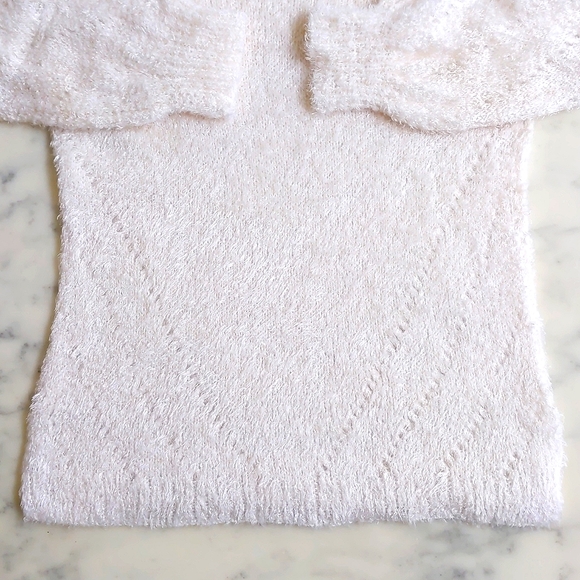 NWOT. Handmade by me. Woman's Fluffy, soft and lightweight sweater with pattern. - Picture 3 of 8